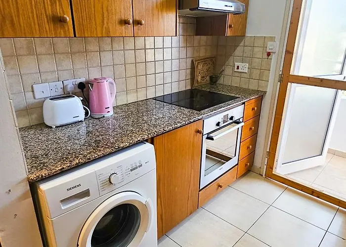 Unique Apartment Larnaca